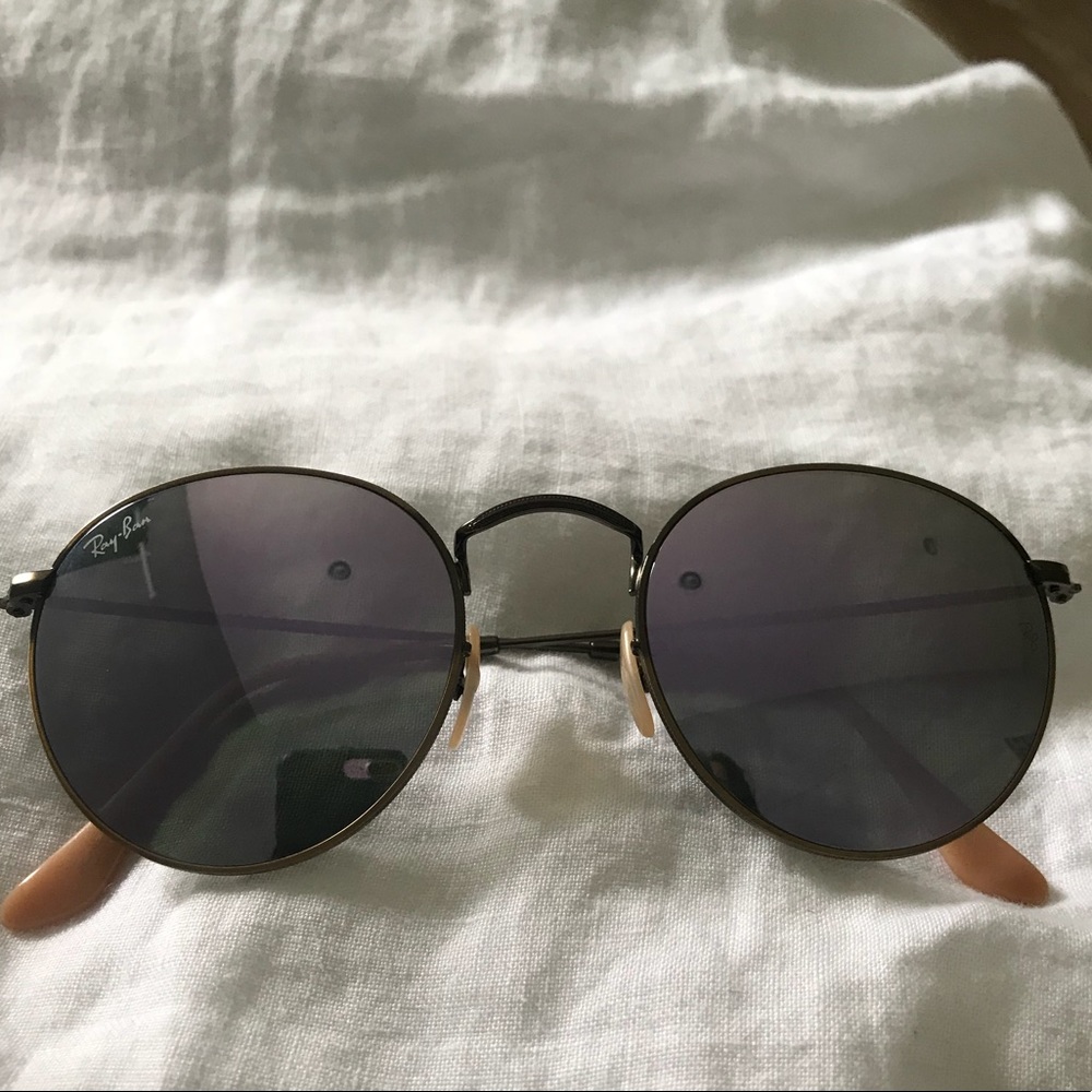 Purple reflective ray ban circle sunglasses